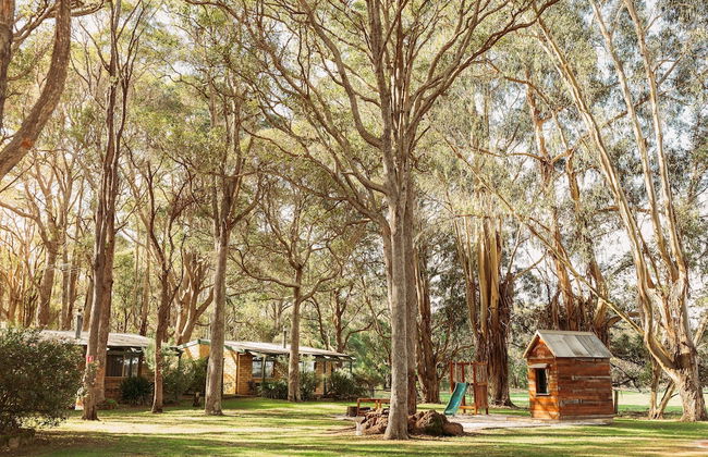 Margaret River Holiday Cottages - Photo 1