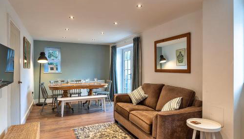 Finest Retreats - Teylu - Family home for 6 Adults and 3 children - Foto 2