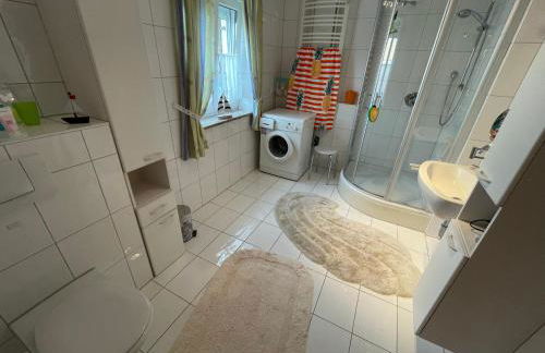 Schöne Ferienwohnung in Bahnhofsnähe für Urlaub, Studium oder Arbeit - Foto 39