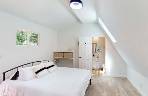 Forest Views and Grill! Lynchburg Treehouse Retreat - Foto 14