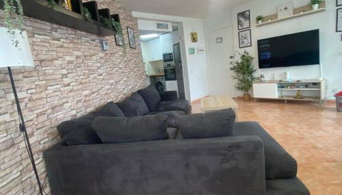 Piso delante de la playa La Pineda con 2 habitaciones - Foto 4