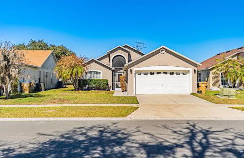 South Facing Private Pool with Lake View & Spa - Quiet Vacation Area - Family Friendly - Foto 5