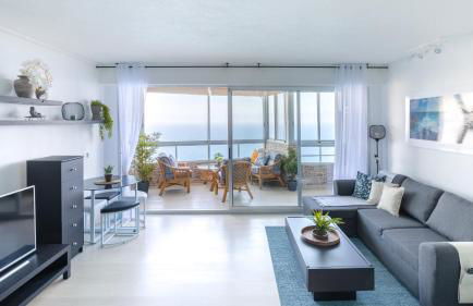 Blue Dream: Panoramic view on heights over the sea - Foto 1
