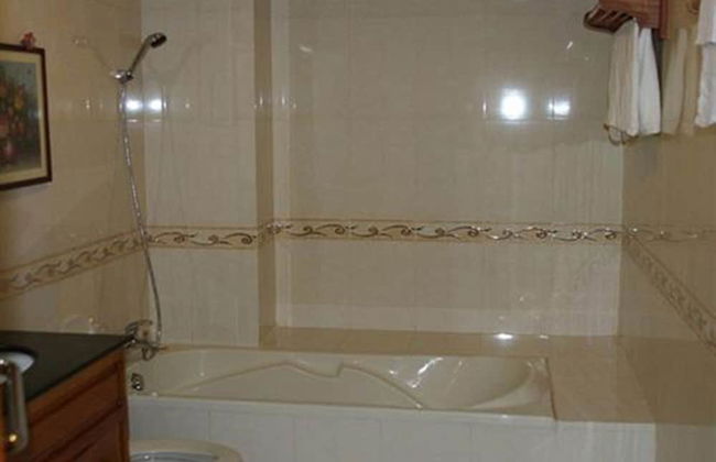 Nokor Lucky Serviced Apartments - Photo 13