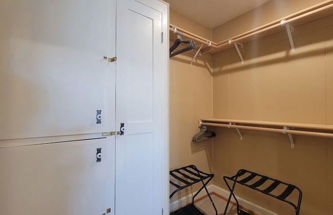 Peach Street Inn by WanderLodges - Photo 43