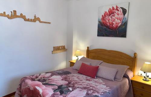 Junto a la Catedral, con parking privado gratis - Foto 2