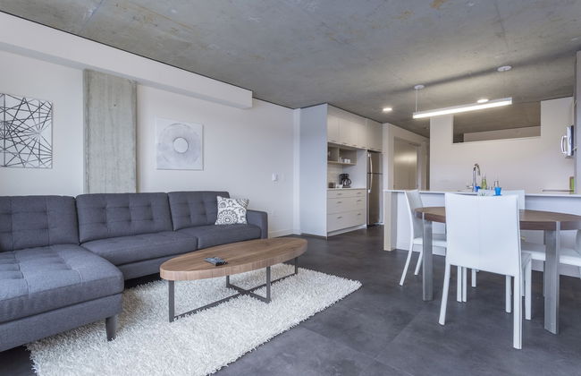 Domicile Suites at Cove - Photo 18