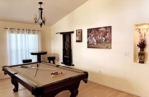Minutes to Disney! Spacious Home w/ Private Pool, Themed Rooms! - Foto 35