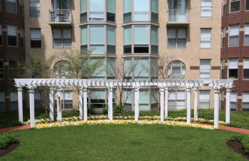 Penn Quarter 2BR w Gym Pool nr National Mall WDC-167 - Foto 21