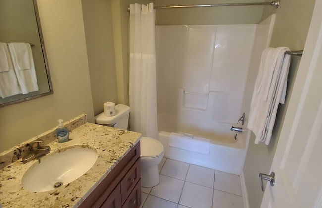 Lazy Dayz Resort - Photo 53