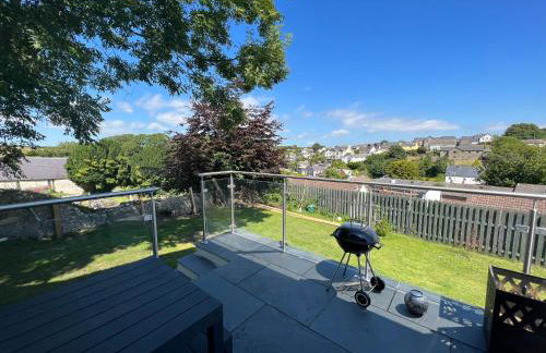 Orchard Lodge-Coastal Retreat, newly built hideaway with village views and private terrace - Foto 43