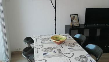 Apartament Passeig Maritim - Foto 4