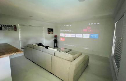 Remodeled Palm Haven Escape, Movie Room, Backyard - Foto 12