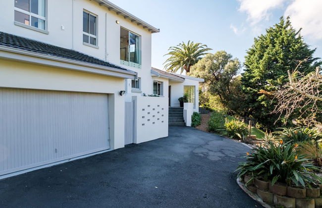 Charming Home With Mountain Views at Rivendell - Photo 40