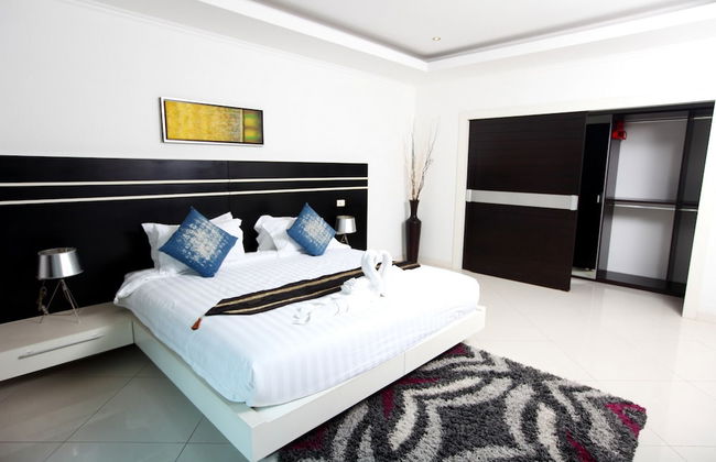 Hidden Palm Pool Villas - Photo 5