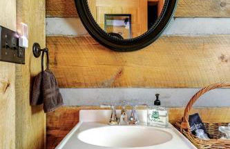 Beautiful Waterfront Cabin with Hot Tub near Winston-Salem, North Carolina - Foto 5