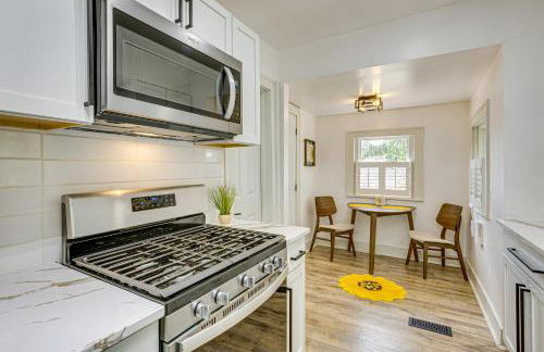 6 Mi to Arrowhead Stadium Charming Home with Porch! - Foto 10