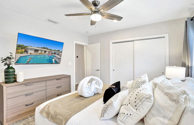 7 Br Home with Pool Gameroom & Soccer - Foto 52