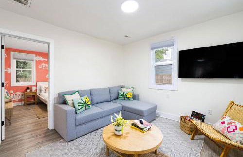 Casa del Pez - Bold, Bright & Steps to the Sand! - Foto 33