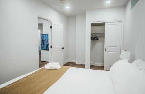 Beach Retreat 4900 Sqft, F1 VR Sim, Up to 21 guests - Foto 46