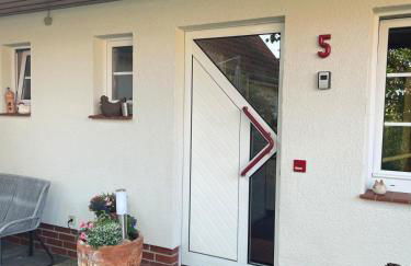 Twenge Retreat - Haus Nähe Stadt und Flughafen mit Garten, 3 Zimmer, TV, Küche, Bad und Netflix - Foto 5