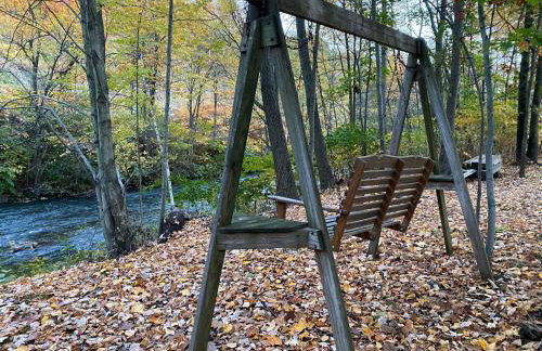 Historic Sears River Home (Main Level) on 10 Acres - Foto 6