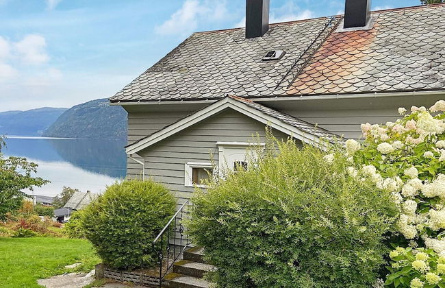 6 Person Holiday Home in Utvik - Foto 28