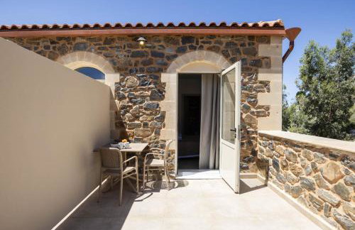 Villa Pasiphae - With Private Heated Pool - Photo 42