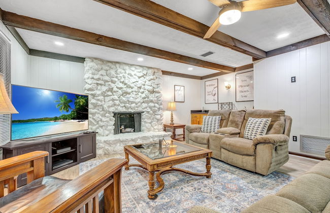 Hudson Manor 4 Bedroom Home by RedAwning - Foto 19