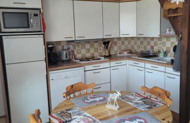 LE CHALET des 3 Sapins, Superbe Duplex Montagnard avec balcon, au calme - Les Rousses, Draps inclus & Parking gratuit - Foto 17