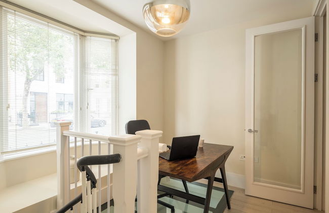 Fitzrovia by Viridian Apartments - Photo 26