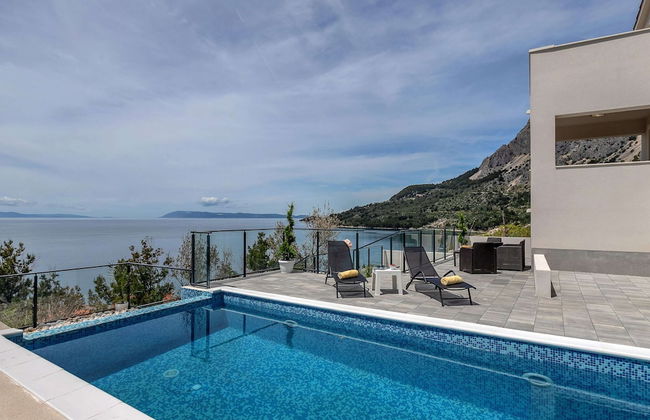 Stunning Villa in Drasnice With Private Pool - Foto 1