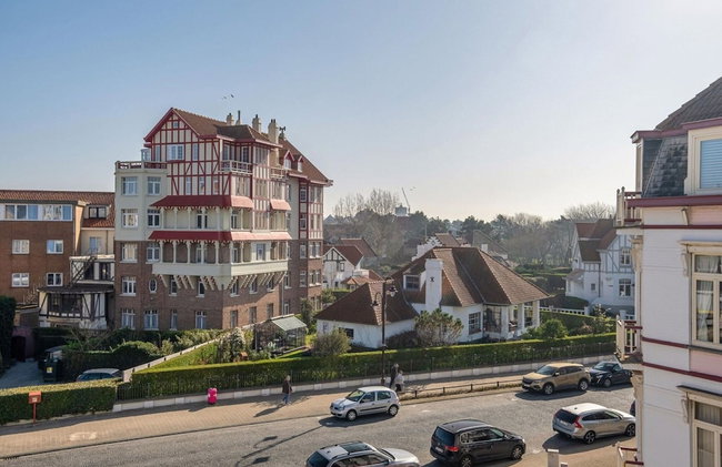 Balcony Views & Comfort - Foto 16