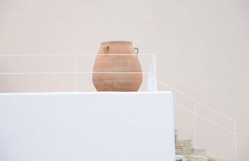 LAINI LUXURY SUITES - Photo 47