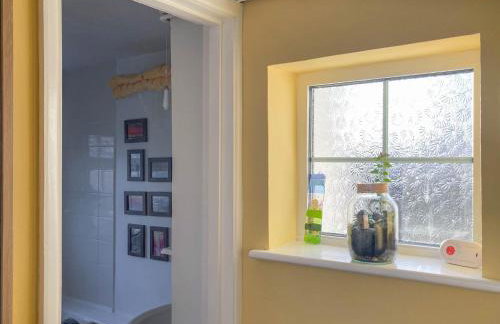 Sunny Meadow Cottage - Photo 11