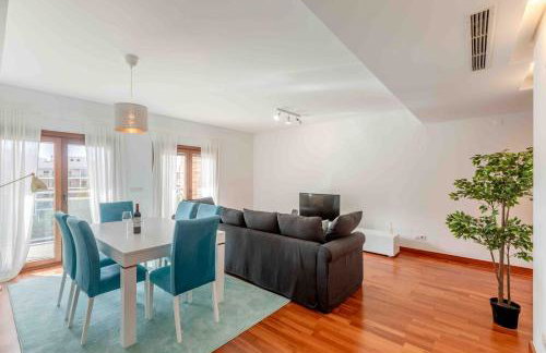 Modern 2 bedroom apt 20 min from city center - Foto 14