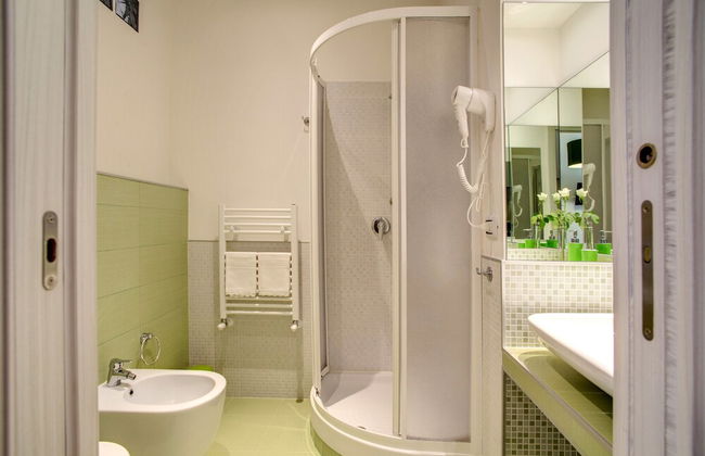 Vatican Rooms Cipro - Foto 28