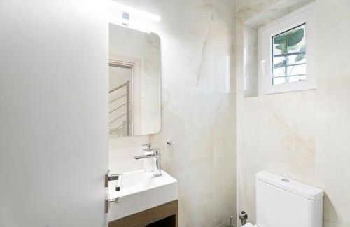 Annasa Fine Living Villa Suites - Photo 44