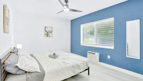 1BR Miami Beach Apt with King plus 2 Queens & Smart TV - Foto 2