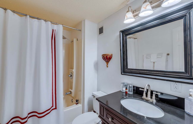 Uhost AI 2BR Condo w Balcony Great Views - Foto 24