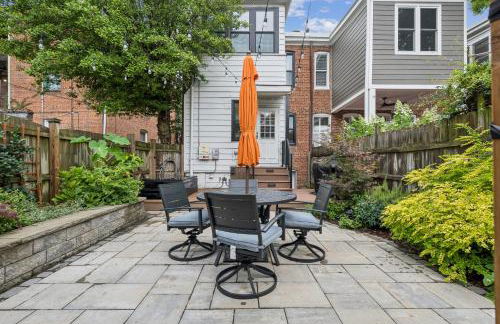 Fan District Charm 4BR Retreat Walk to Carytown - Foto 12