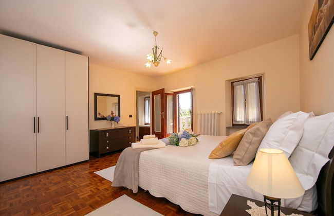 The Cottage on the Lake - Photo 7