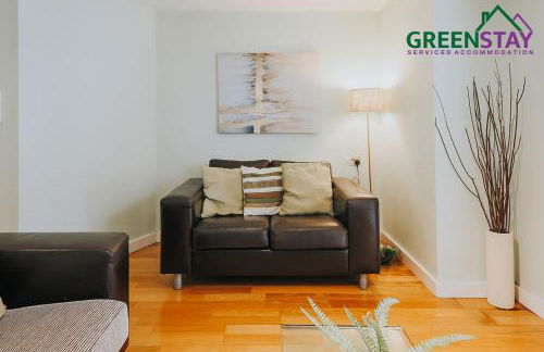 "The Garden Apartment Newquay" by Greenstay Serviced Accommodation - Beautiful 2 Bed Apartment With Parking & Garden Terrace, Dog Friendly, Close To Beaches, Shops & Restaurants - Perfect For Families, Couples, Small Groups & Business Travellers - Foto 14