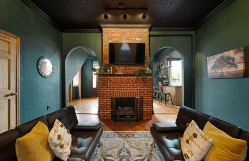 Retreat on Bardstown Road - Yard - Walk to Shops - Foto 6