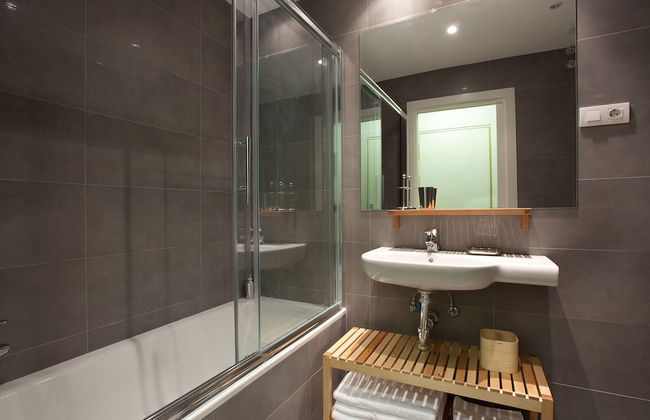 AB Montjuic - Photo 64