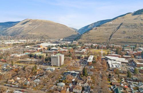 The Ultimate Griz Fan House- University District - Foto 43