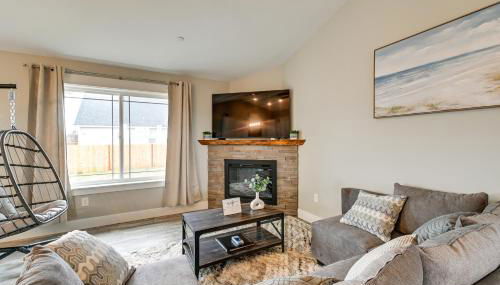 Ocean Shores Home with Game Room - Walk to Beaches! - Foto 2