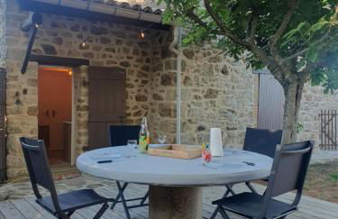 La Magnanerie du Castanet - Foto 17