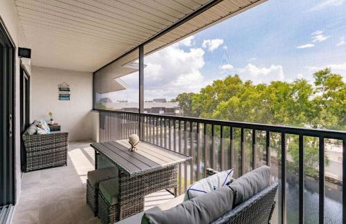 Park Shore Resort Top Floor BLDG J 455 Great View - Foto 28