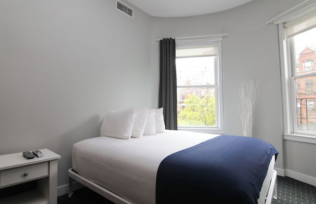 Maverick Suites at 245 Newbury St - Photo 20